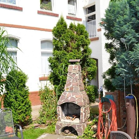 2-Raum Ferienwohnung In Connewitz ライプツィヒ エクステリア 写真
